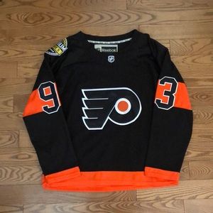 Jakub Voracek 2017 stadium series jersey.